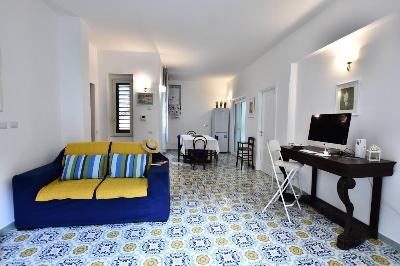 Bed and Breakfast Il Gelsomino Amalfi Exterior foto